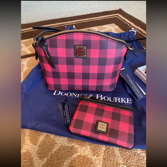 BNWT Dooney & Bourke Ruby Crossbody and Wristlet